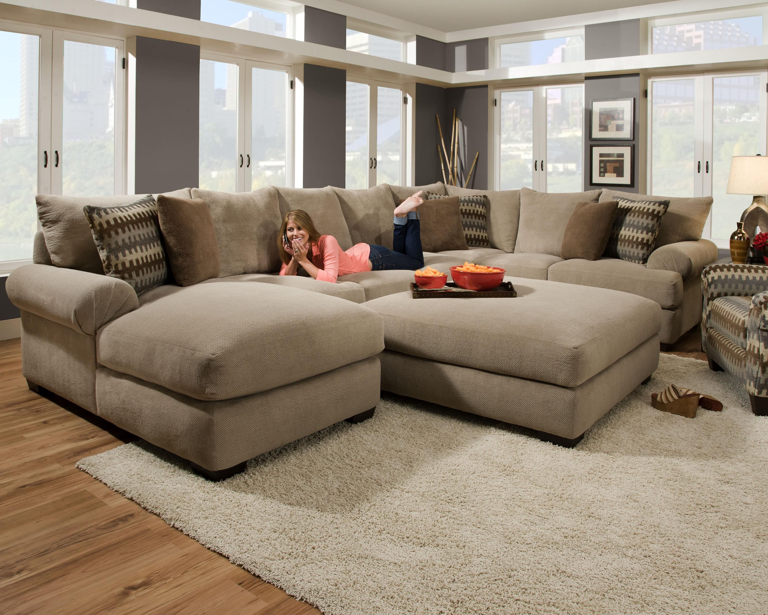 Big Sectional Couches Pertaining To Big Sofas Sectionals (View 11 of 12)