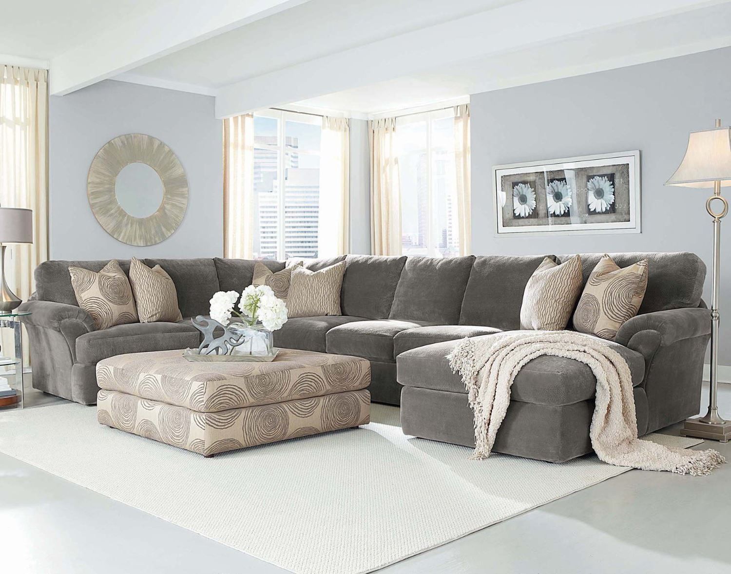 Featured Photo of 2024 Best of Bradley Sectional Sofa