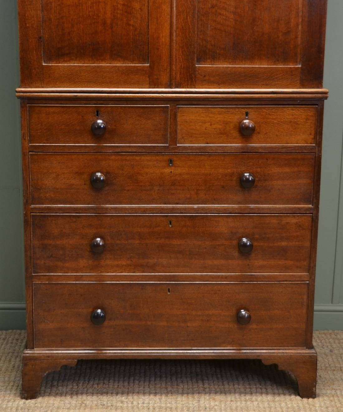 Antique Linen Cupboard Antique Furniture With Regard To Oak Linen Cupboard (View 7 of 15)