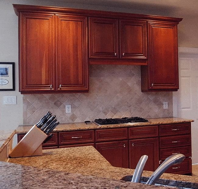 Under Cabinet Lighting Options For Kitchen Counters And More In Kitchen Under Cupboard Lights (View 13 of 15)