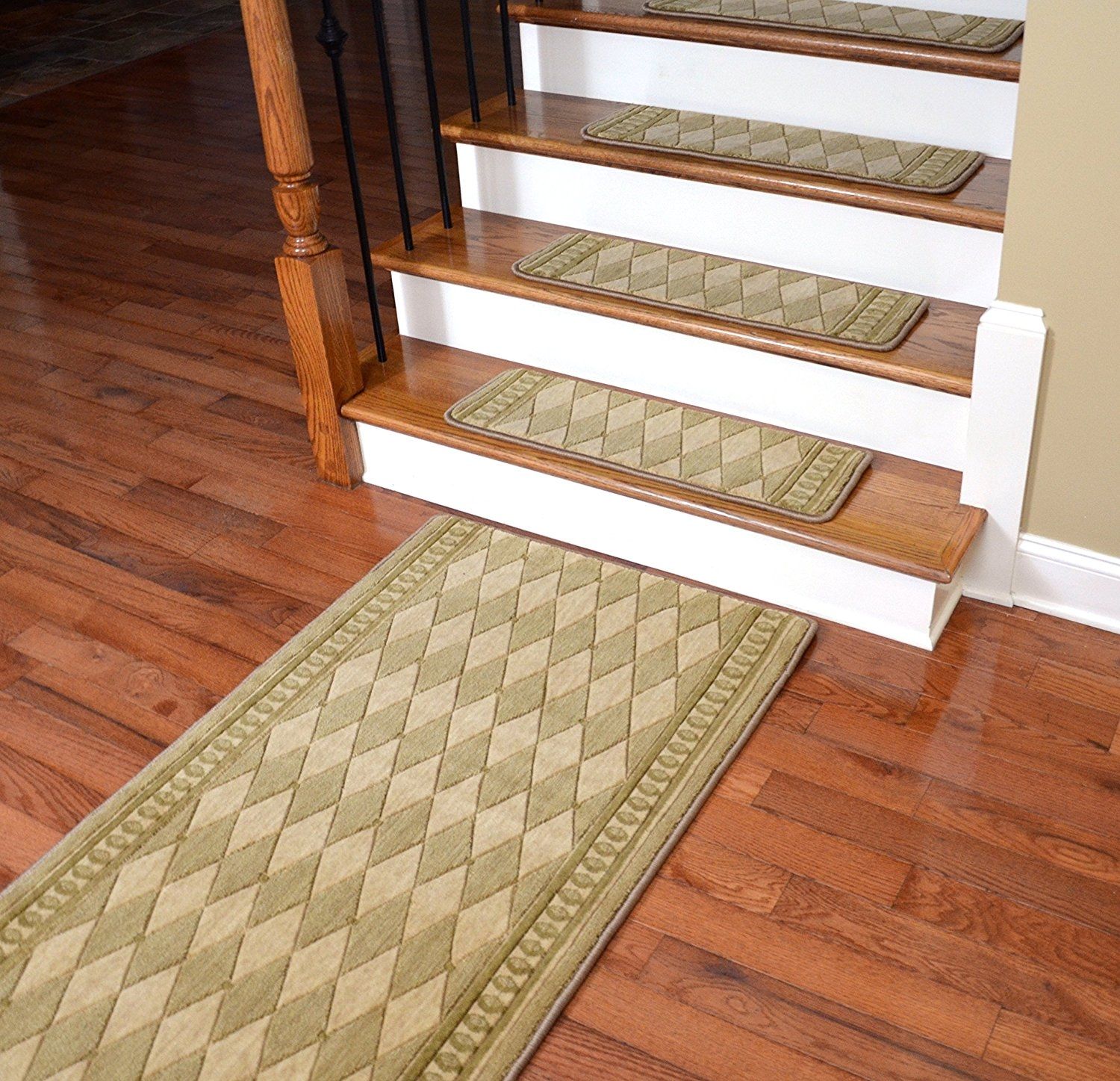 Amazon Dean Premium Nz Wool Non Slip Carpet Stair Treads Inside Stair Treads And Matching Rugs (View 3 of 20)