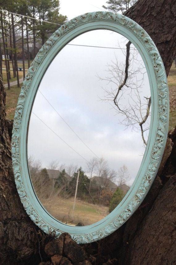 Best 25+ Oval Mirror Ideas On Pinterest | Studio Interior, Simple Regarding Old Style Mirrors (Photo 26 of 30)