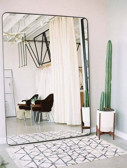 Best Of: I Have A Thing For These Mirrors. | Sfgirlbybay Intended For Very Large Round Mirrors (Photo 19 of 30)