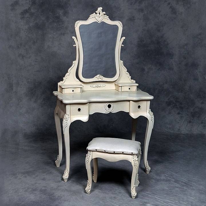 Cream French Style Dressing Table Mirror And Stool – Peter Andre S With Regard To French Style Dressing Table Mirrors (Photo 1 of 20)
