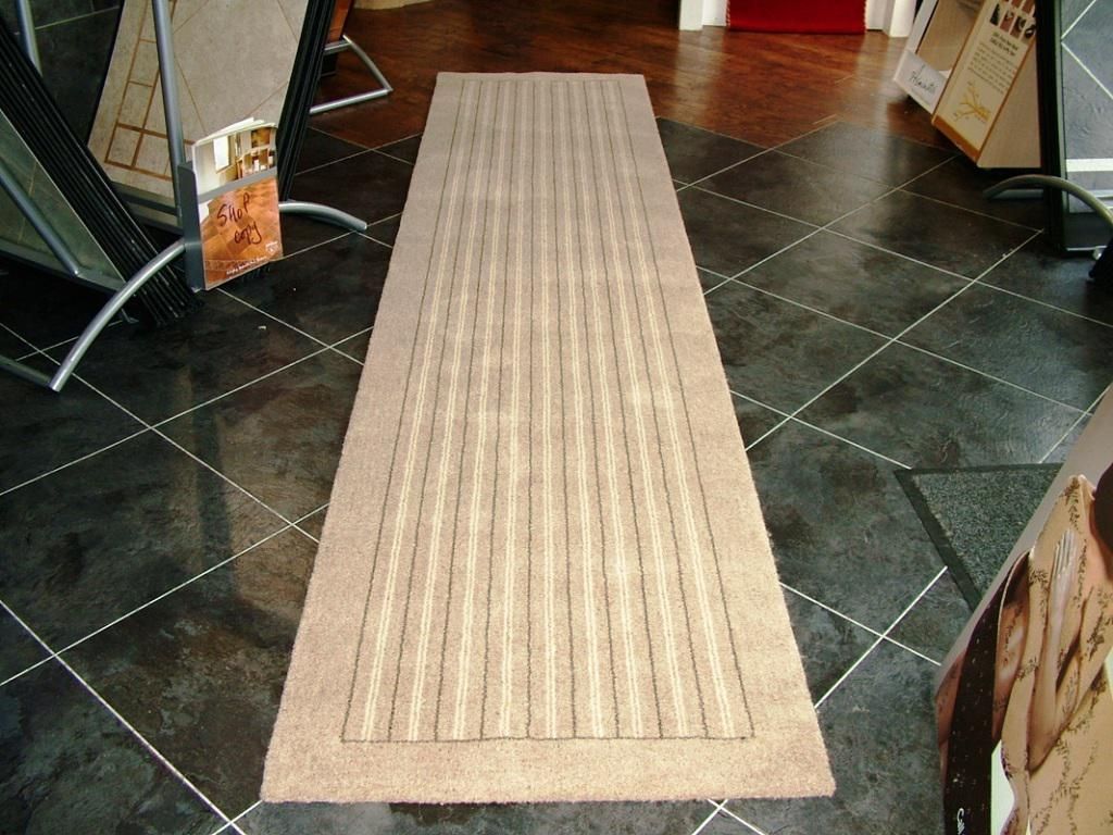 Decorative Carpet Runners Hallways Ideas In Hallway Rug Runners (Photo 3 of 20)