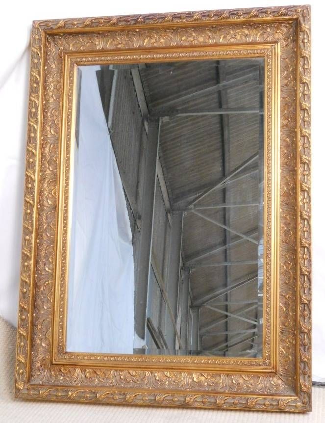 Gilt Framed Hanging Wall Mirror Inside Large Gilt Framed Mirrors (View 27 of 30)