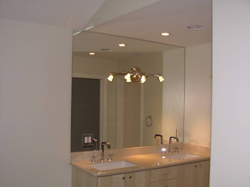 Gray Wall Paint Round Mirror With Glass Frame Desklamp Photo Frame Inside Wall Mirrors Without Frame (View 12 of 30)