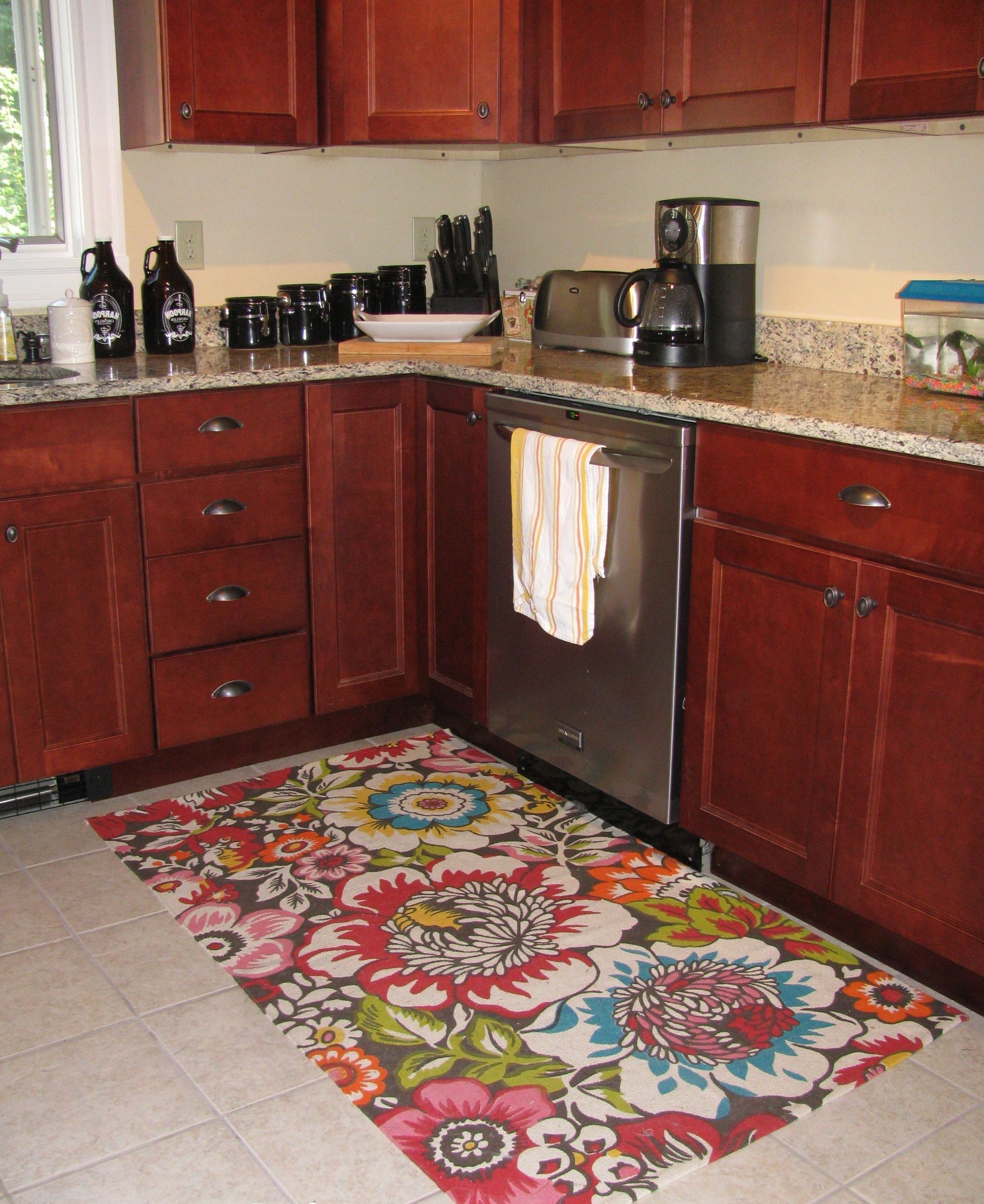 Kitchen Runner Rugs Source Kitchen Rug Runner Red Kilim Rugs Inside Rug Runners For Kitchen (View 11 of 20)