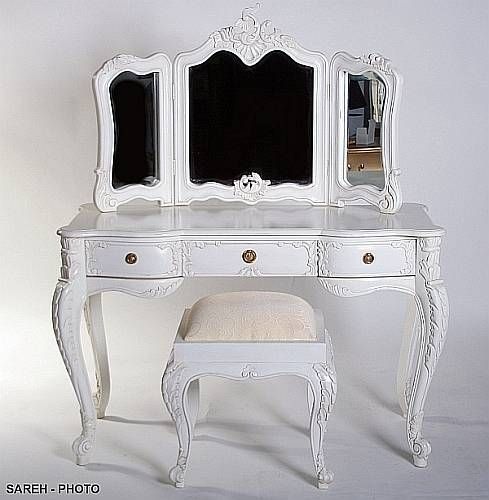 Reproduction Mahogany French Style Dressing Table With Matchin Stool Intended For French Style Dressing Table Mirrors (Photo 19 of 20)