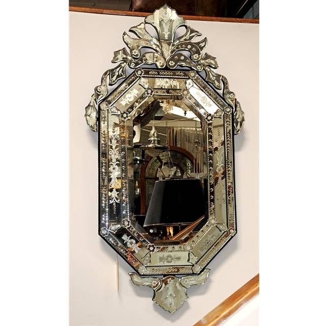 Spectacular Octagonal Venetian Mirror With Crest For Sale In Antique Venetian Mirrors (Photo 19 of 20)