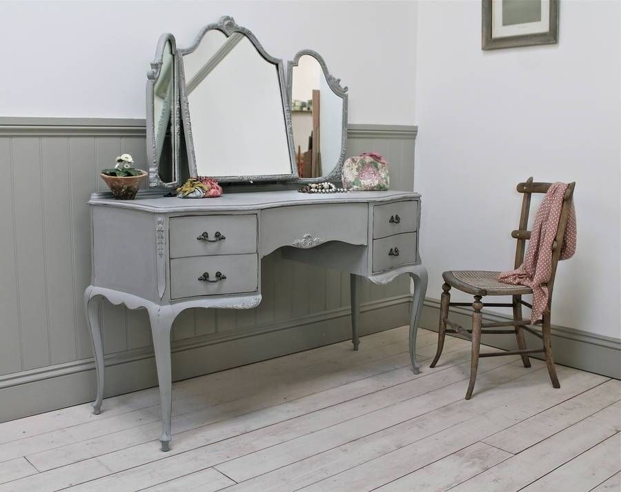 Vintage Vanity Table With Mirror. 432 Best Antique Dressing Table With Regard To Antique Triple Mirrors (Photo 7 of 20)