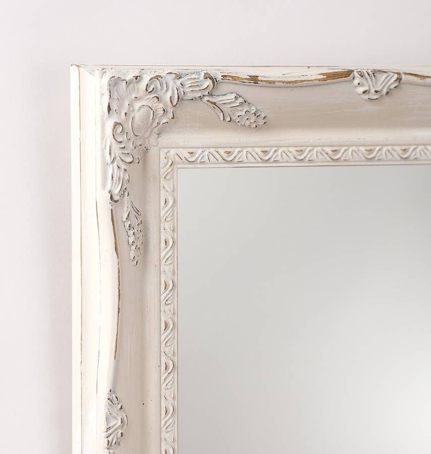 Featured Photo of The Best Cream Vintage Mirrors