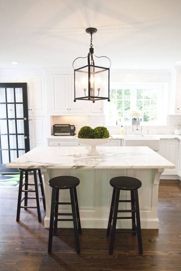 Featured Photo of The 15 Best Collection of Lantern Style Pendants