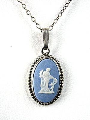 15 Best Wedgwood Jasperware Images On Pinterest | Dips, Barrels Throughout Most Current Wedgewood Pendants (Photo 9 of 15)