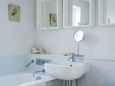 Bathroom Ideas : Small Bathroom Decorating With Beautiful Frame With Small Bathroom Wall Mirrors (View 3 of 15)