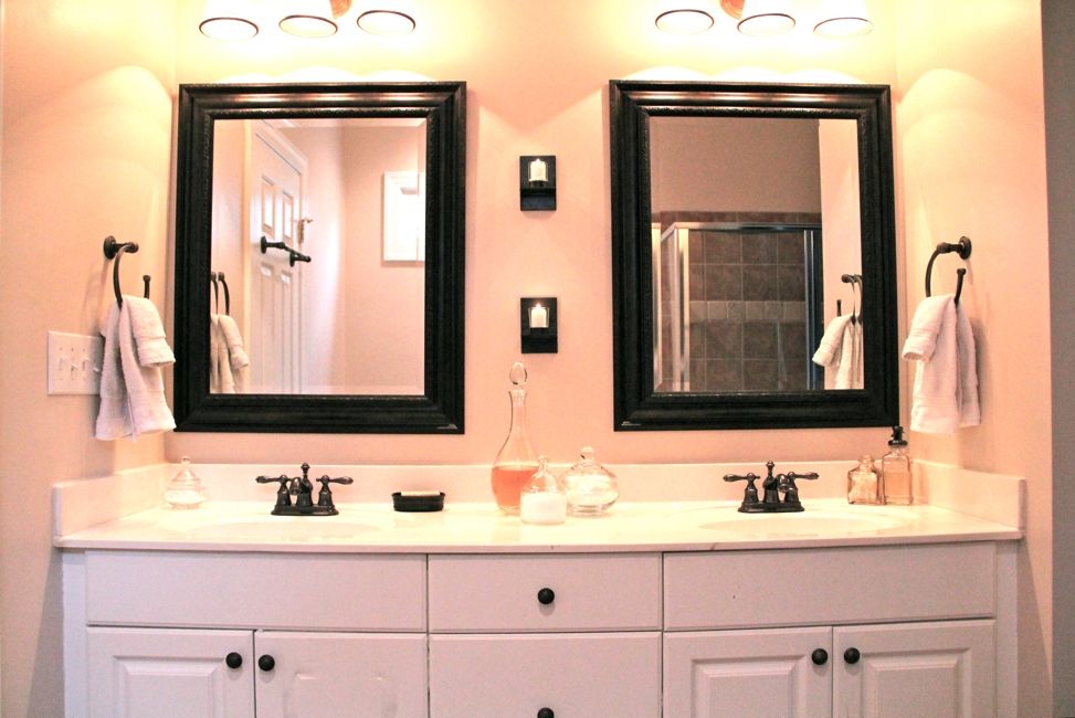 Bathroom Vanity Mirrors – Realie Pertaining To Bathroom Vanity Mirrors (View 7 of 15)