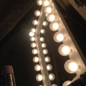 Beautiful Wall Mirror With Light Bulbs 11 For Your Wall Makeup Pertaining To Wall Mirrors With Light Bulbs (View 8 of 15)