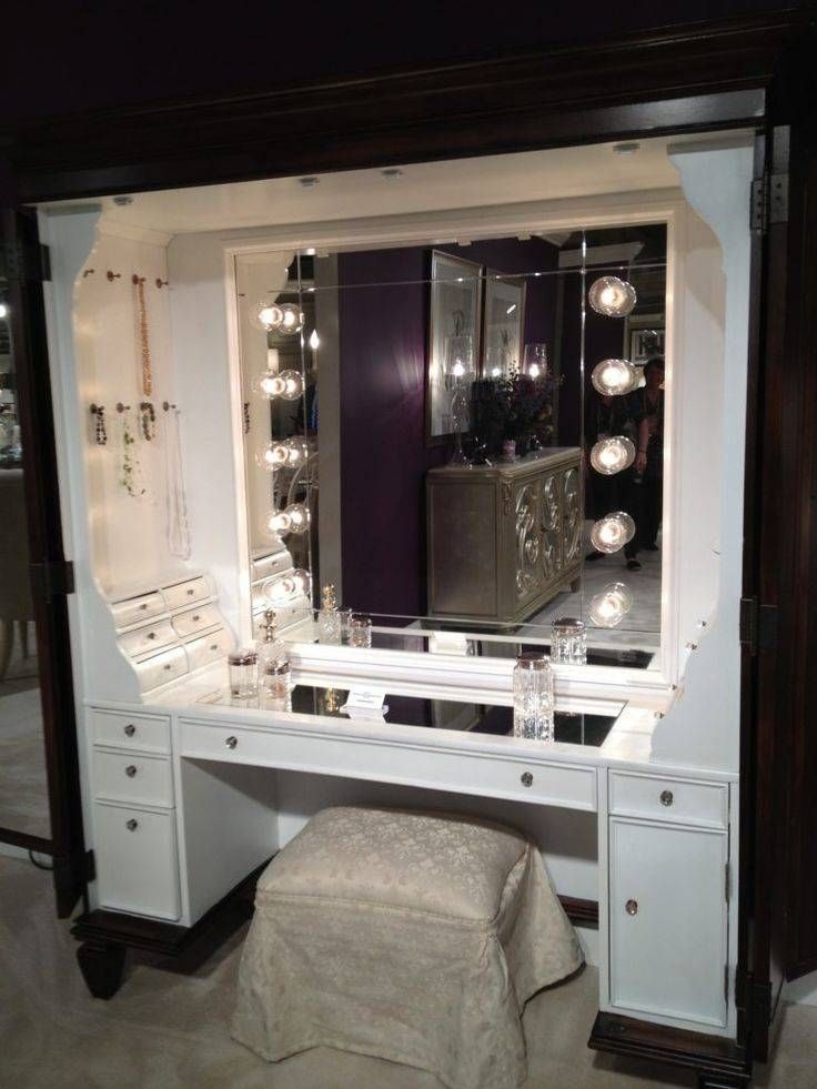 Best 25+ Makeup Vanity Lighting Ideas On Pinterest | Vanity Makeup Regarding Vanity Mirrors With Built In Lights (View 8 of 15)