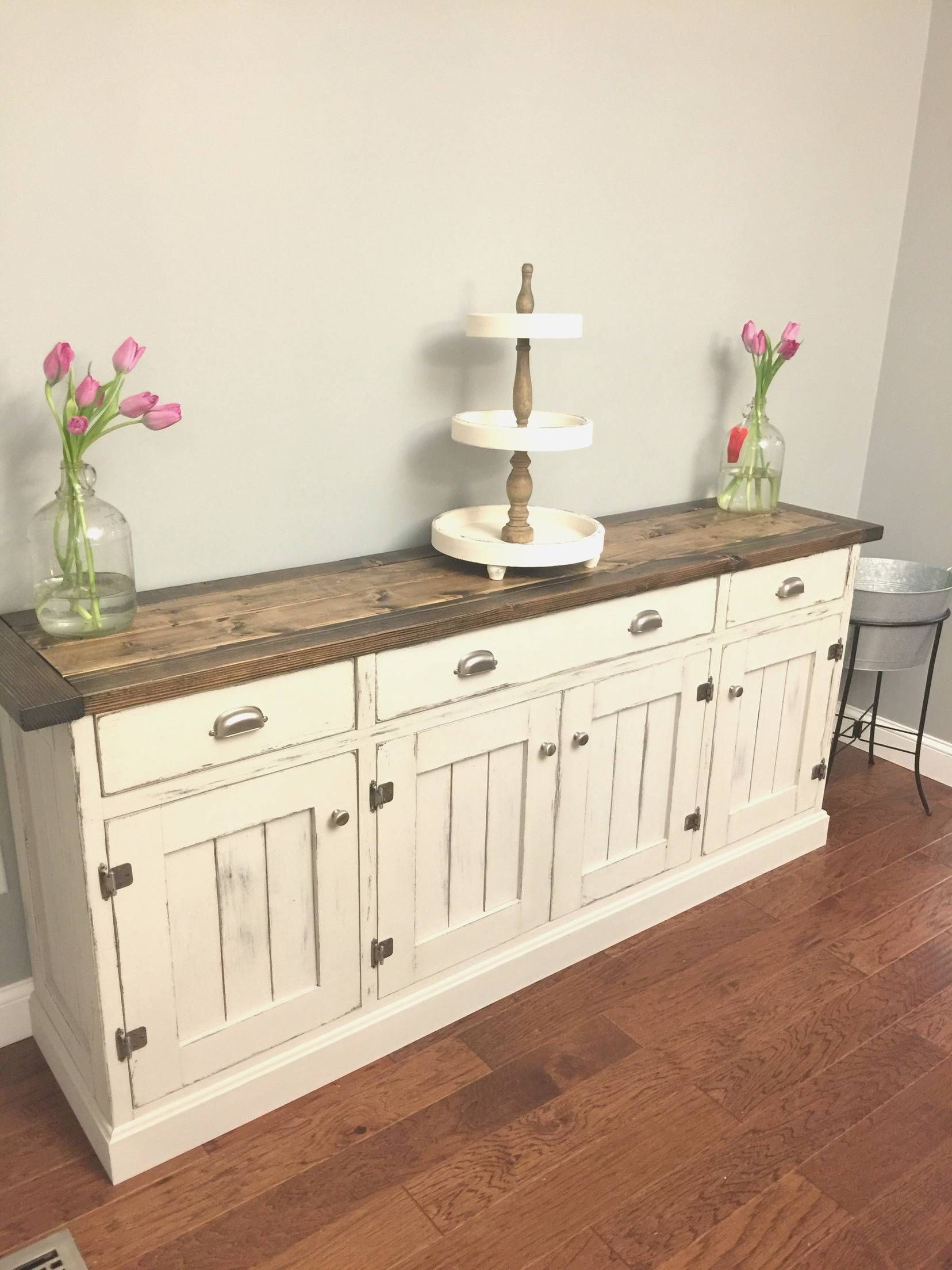 Featured Photo of 2024 Best of Farmhouse Sideboards
