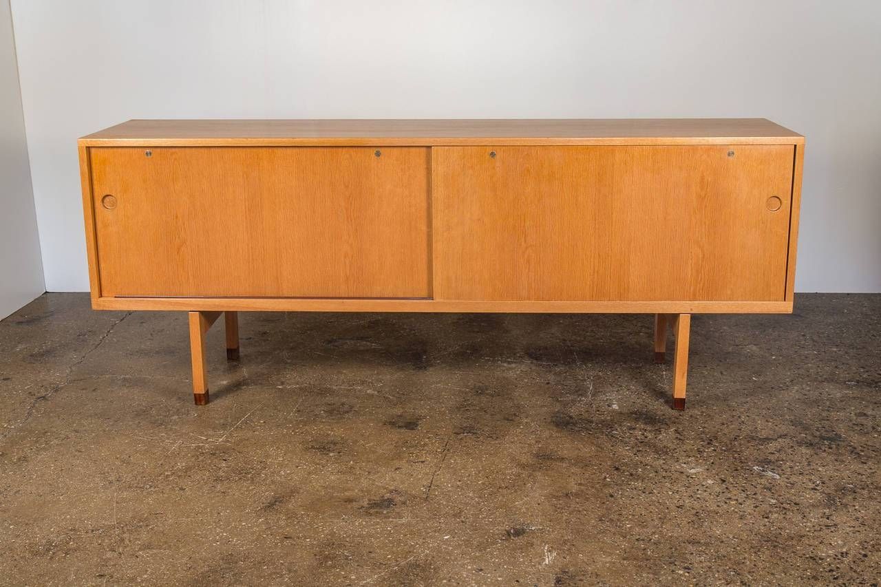 Hans Wegner Ry 26 Credenza At 1stdibs In Best And Newest Hans Wegner Sideboards (View 7 of 15)