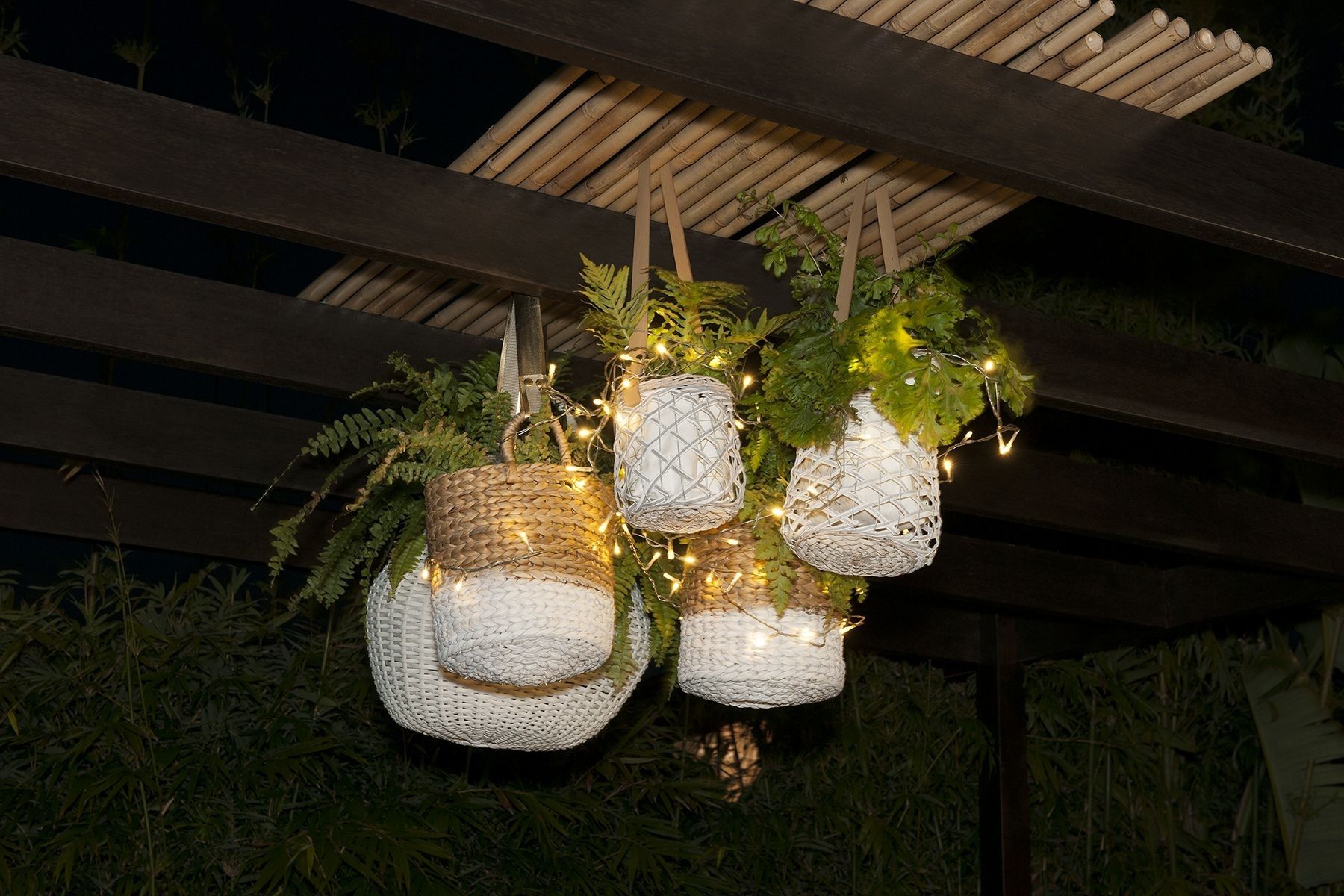 Diy Outdoor Decoration (View 13 of 15)