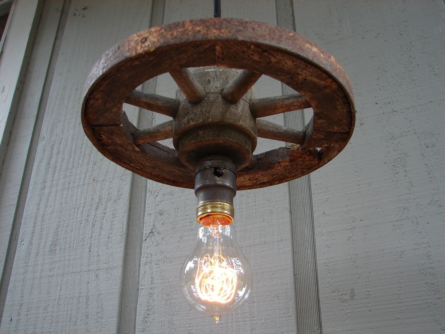 Farmhouse Rustic Pendant Light Vintage Barn Wagon Wheel Pendant Lamp For Vintage And Rustic Outdoor Lighting (Photo 12 of 15)