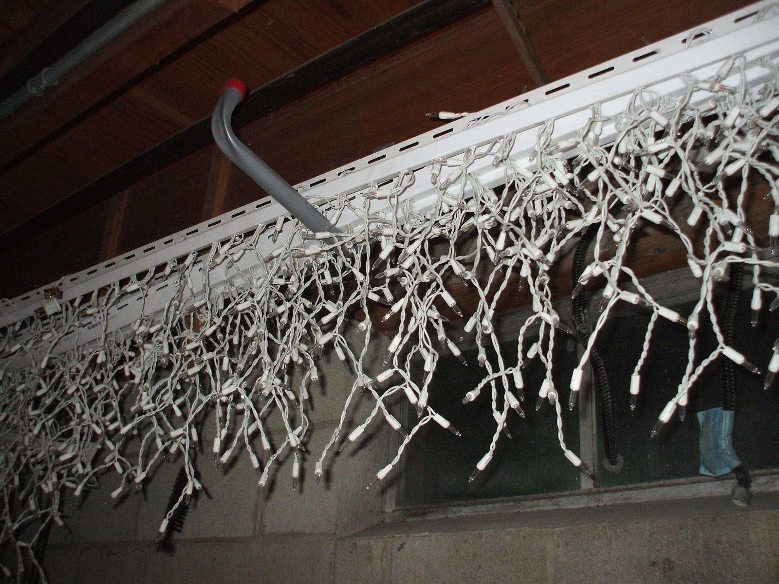 How To Hang Christmas Lights The Easy Way! – Rustic & Refined Throughout Outdoor Hanging Icicle Lights (View 7 of 15)