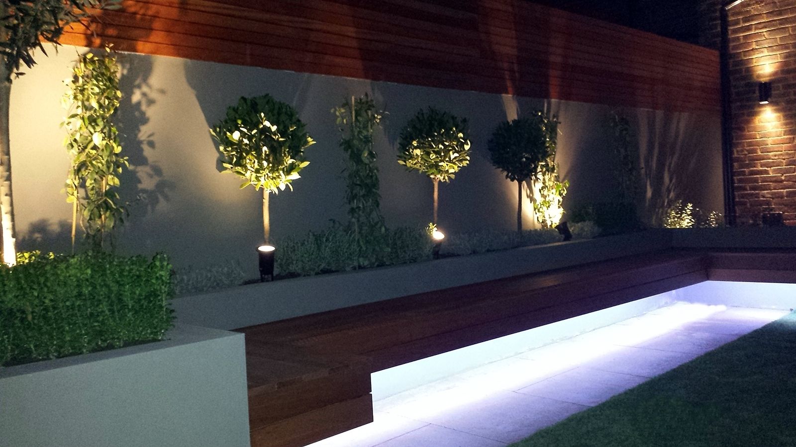 Modern Garden Design Ideas Great Gallery Also Amazing Designs Small Intended For Contemporary Led Post Lights For Mini Garden (Photo 6 of 15)