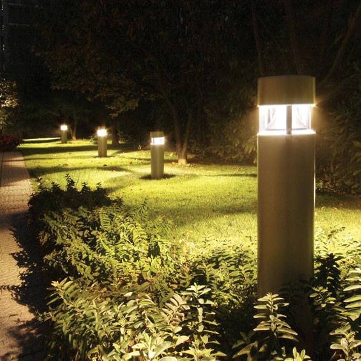 Modern Outdoor Post Lights – Free Reference For Home And Interior Intended For Modern Led Solar Garden Lighting Fixture (Photo 6 of 15)
