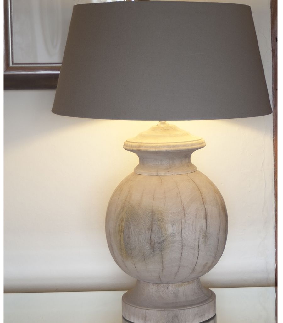 Huge Table Lamps – Home Decorating Ideas & Interior Design Throughout Big Living Room Table Lamps (Photo 5 of 15)