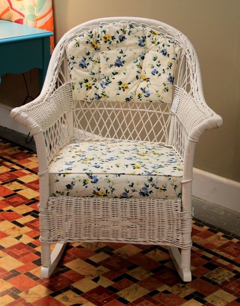 Antique Wicker Rocking Chair | Best Home Chair Decoration With Antique Wicker Rocking Chairs (Photo 4 of 15)