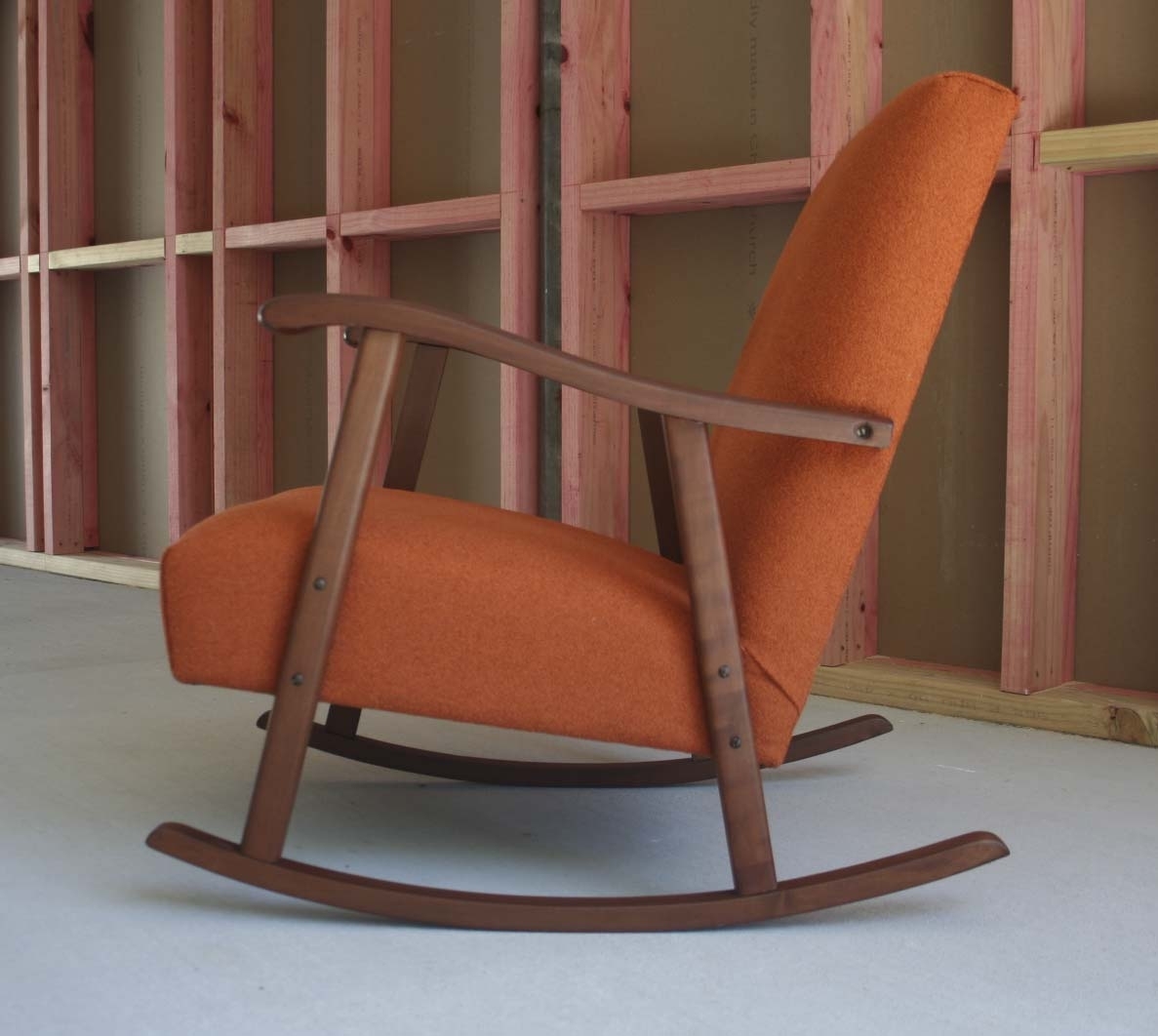 Retro Rocking Chairs | Zelfaanhetwerk Pertaining To Retro Rocking Chairs (Photo 1 of 15)