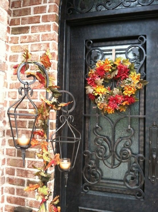 59 Fall Lanterns For Outdoor And Indoor Décor – Digsdigs For Outdoor Standing Lanterns (View 11 of 15)