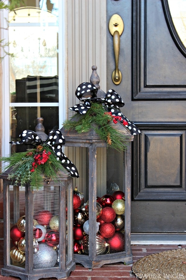 6 Outdoor Holiday Decoration Ideas | The Houston Design Center In Outdoor Holiday Lanterns (Photo 8 of 15)