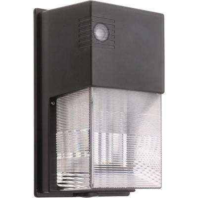 Dusk To Dawn – Outdoor Wall Mounted Lighting – Outdoor Lighting With Outdoor Lanterns With Photocell (View 8 of 15)