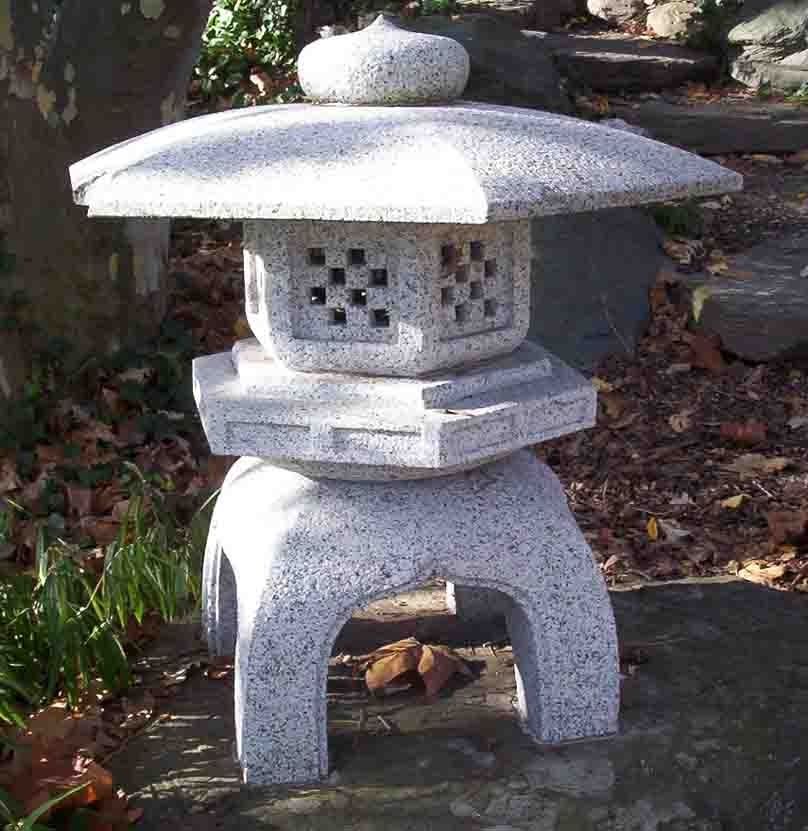 Japanese Garden Lanterns Resin Outdoor Japanese Lanterns Japanese Intended For Resin Outdoor Lanterns (Photo 9 of 15)