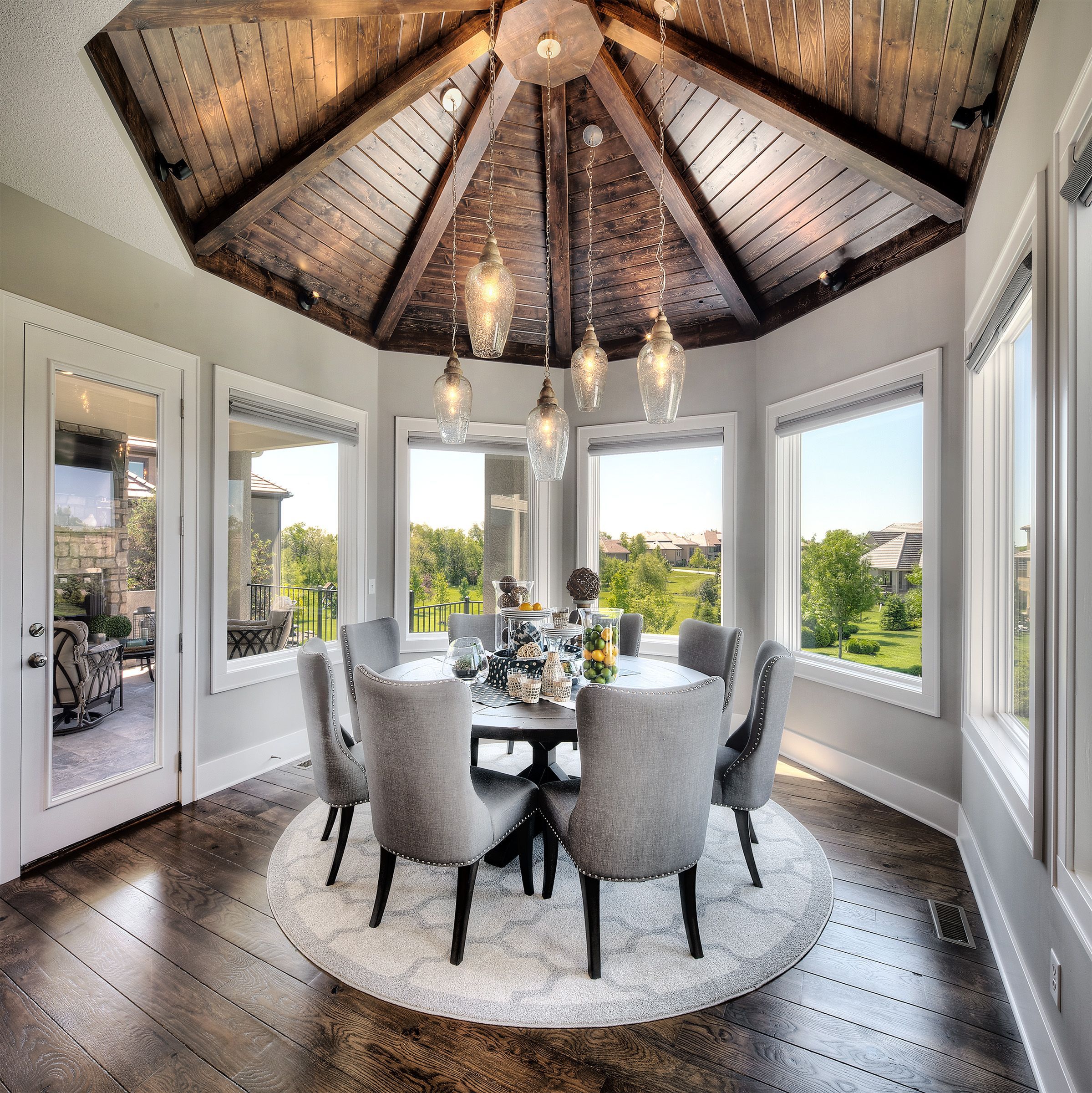 Dining Room, Octagonal Vaulted Ceiling, Round Dining Room (Photo 13 of 20)