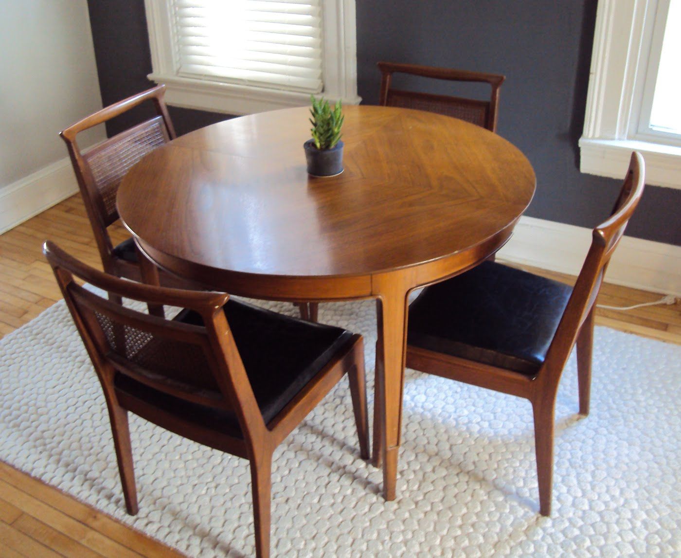 Most Recently Released John 4 Piece Dining Sets For Str8mcm: 5 Piece Dining Set – John Stuart Attr. (Photo 12 of 20)