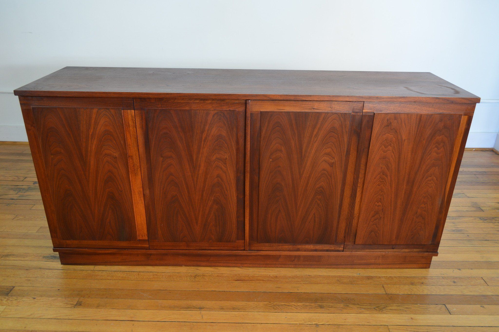 Admirable 12 Drawer Chest Wayfair Buffet Server White Pertaining To Most Current Seiling Sideboards (Photo 18 of 20)