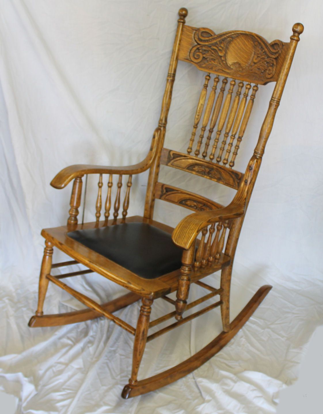 Antique Oak Carved Back Rocking Chair For Oak Carved Rocking Chairs Chairs (View 9 of 20)
