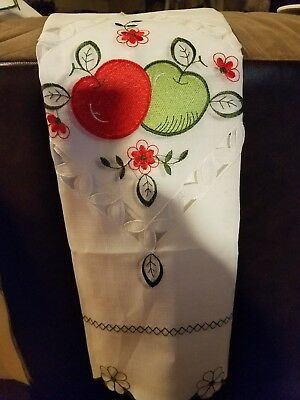3pc Set Country Apple Fine Fragrance Mist Lotion Shower Gel For Red Delicious Apple 3 Piece Curtain Tiers (View 39 of 50)