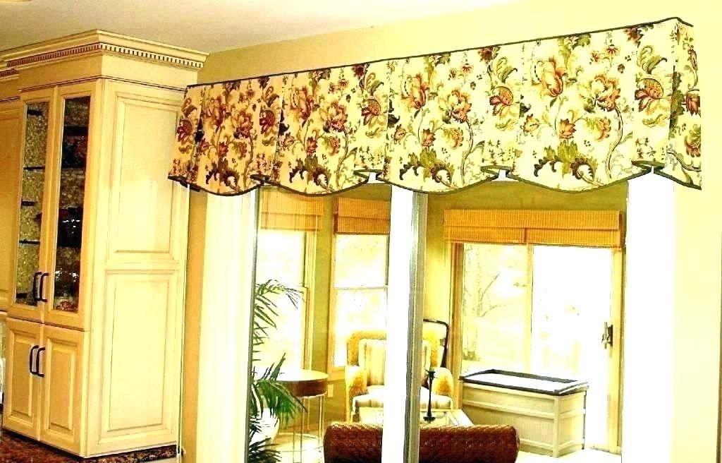 Featured Photo of 50 Best Collection of Country Style Curtain Parts with White Daisy Lace Accent
