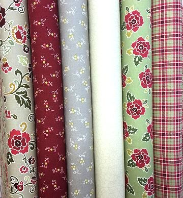 Lapp Elisa Quilts Hb In Complete Cottage Curtain Sets With An Antique And Aubergine Grapvine Print (View 9 of 30)