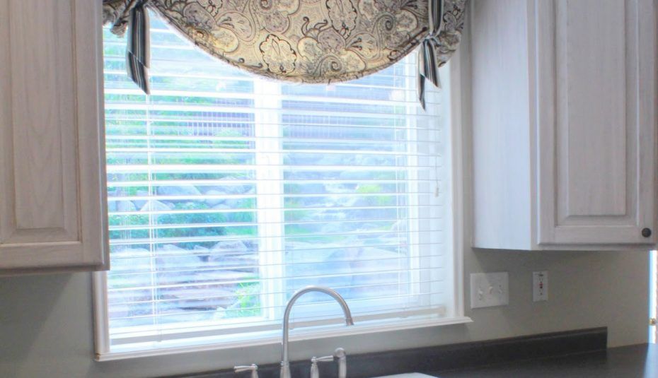 Op Swag Curtains Kitchen Blinds Tre Window Kitchens Design For Luxurious Kitchen Curtains Tiers, Shade Or Valances (View 26 of 50)
