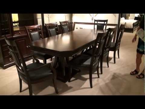 Trendy Avery Avenue Rectangular Double Pedestal Dining Tablebroyhill Furniture (View 16 of 20)