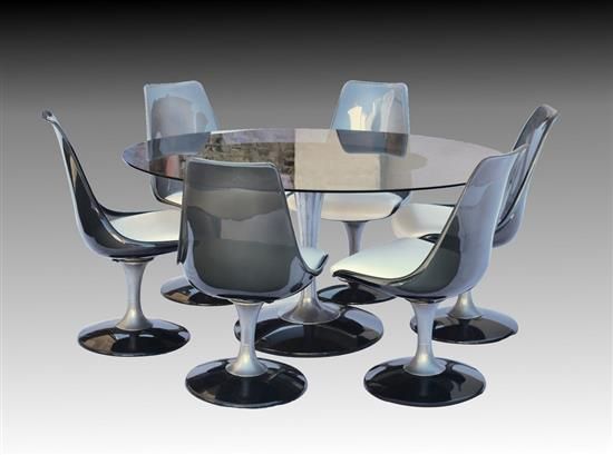 A 1970s Chromecraft Saarinen Tulip Dining Table Set The Oval With Regard To Recent Smoked Oval Glasstop Dining Tables (View 10 of 20)