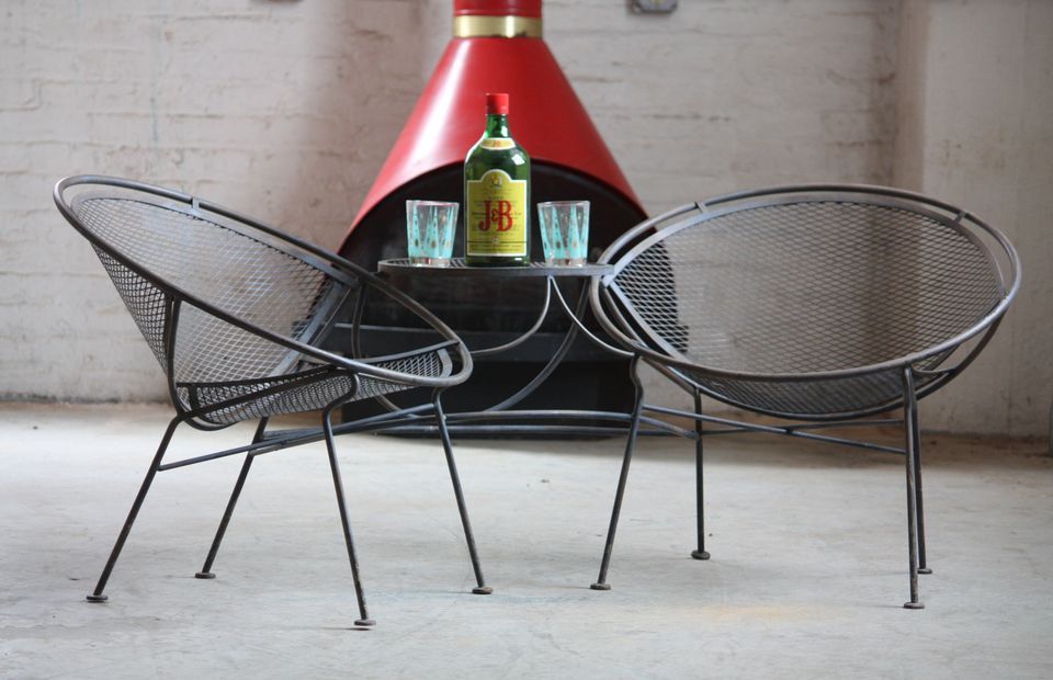 A Guide To Buying Vintage Patio Furniture Pertaining To 2 Person Antique Black Iron Outdoor Swings (Photo 18 of 20)