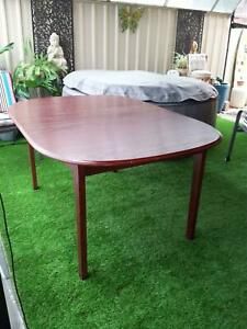 Catt Jarrah Extendable Dining Table Reduced Again (View 17 of 20)
