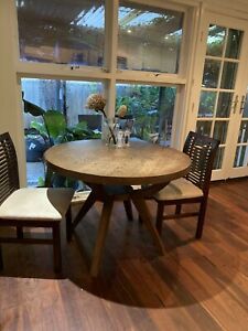 Trendy Bineau 35'' Pedestal Dining Tables With Regard To West Elm Arc Base Pedestal Dining Table (View 18 of 20)