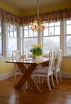 898 Best Charming Breakfast Nooks Images On Pinterest With Well Known White Corner Nooks (Photo 12 of 20)
